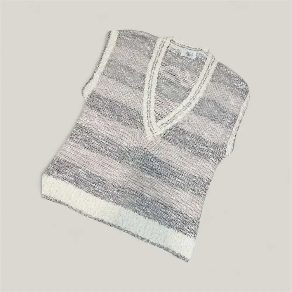 vintage 90s Alicia short sleeved sweater vest large